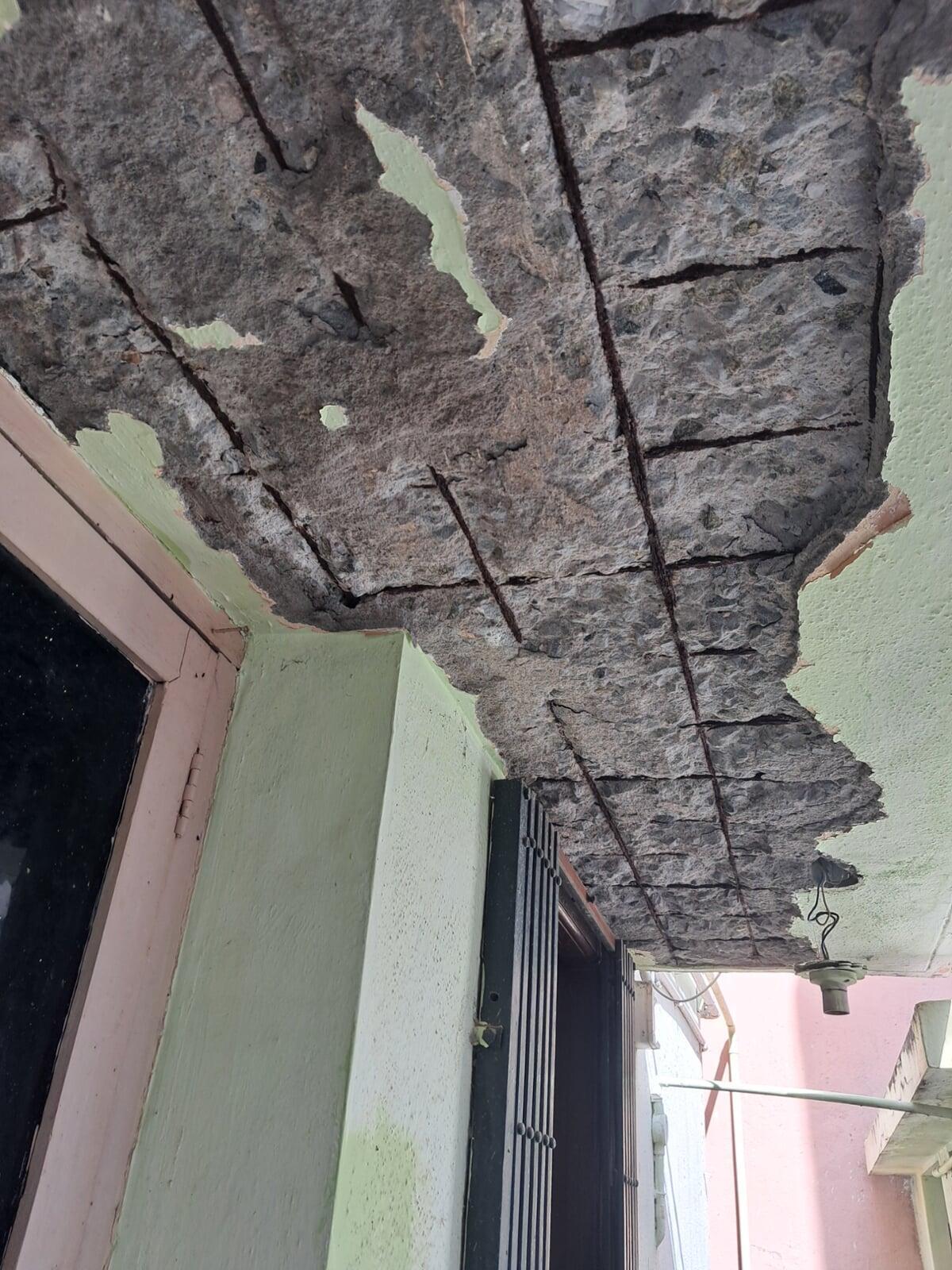 SUNSHADE DETERIORATION